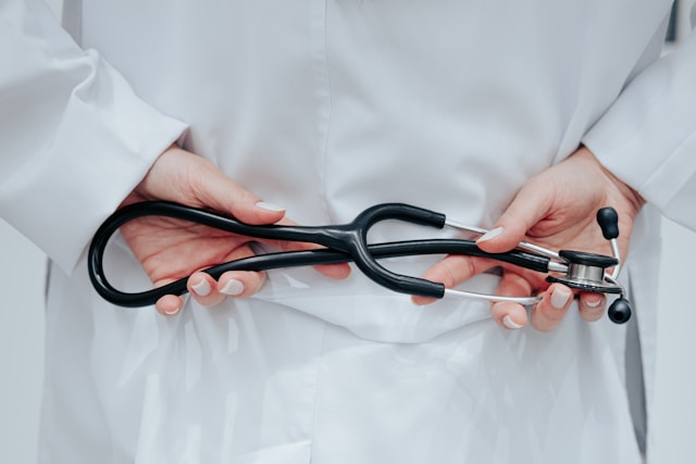 Understanding Preventive vs. Reactive Healthcare: Why It Matters for Your Health